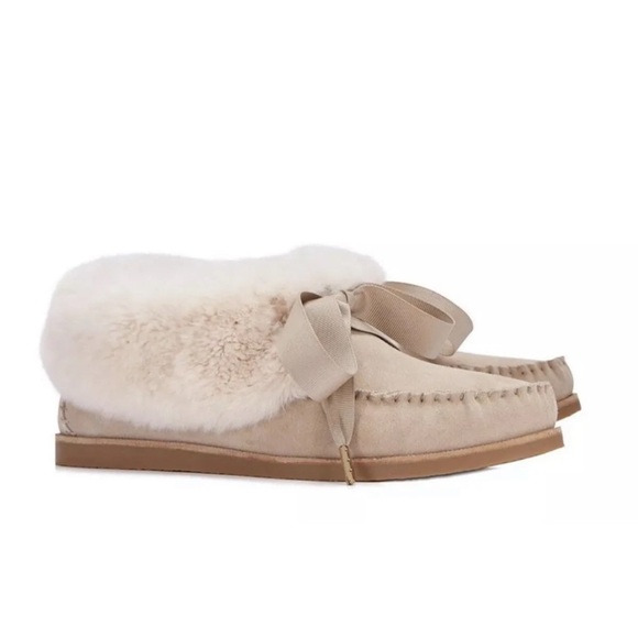 Tory Burch Aberdeen Shearling Suede Slippers shoe Beige Fur 7‎ moccasin $225 - Picture 1 of 9